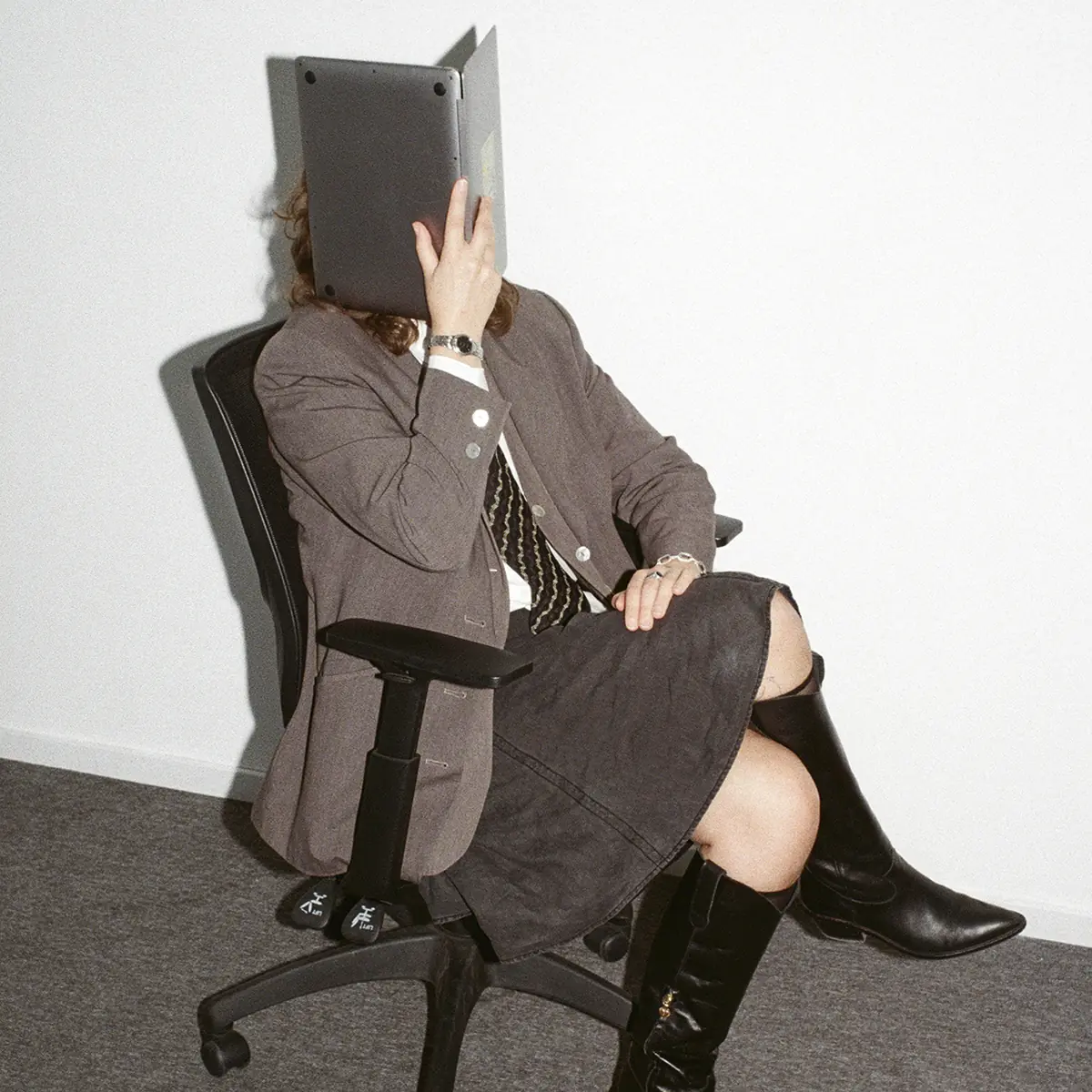 FAM - Hanneke van der Paardt | TAR (Theater a/d Rijn) — Werkplaats Walhalla, Rotterdam