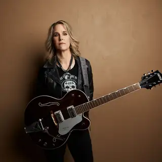 Lynne Hanson [CA]