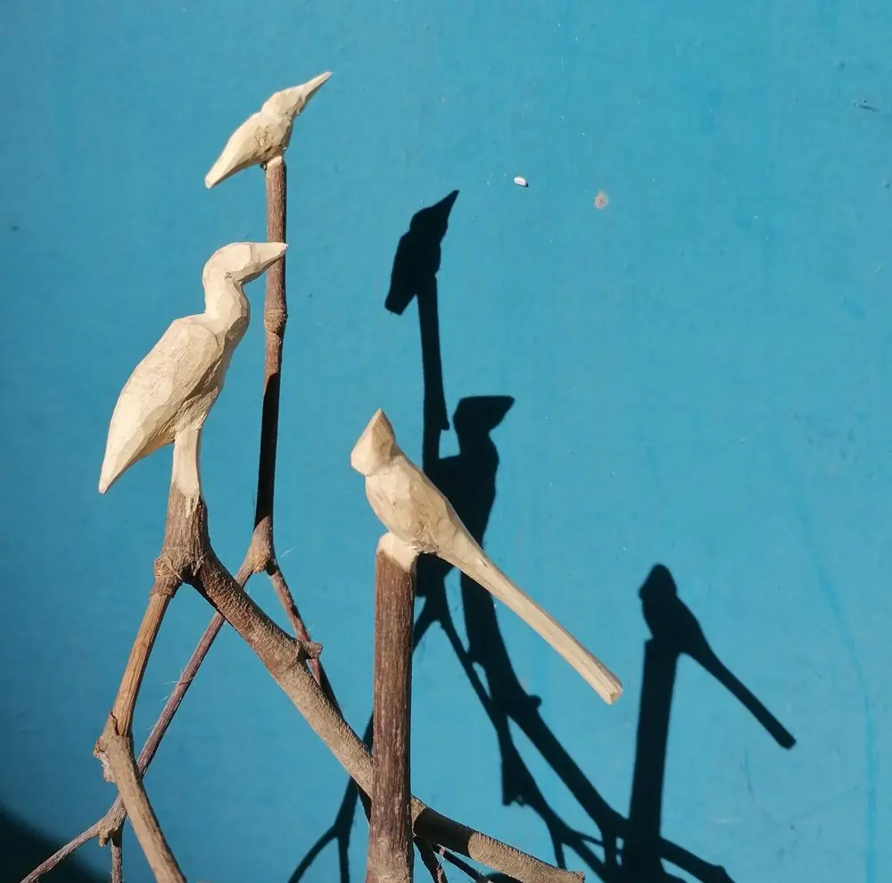 Small Wood Carving - Teresa Hunyadi — Delft