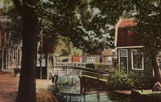Discover Historic Zaandijk on Foot
