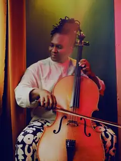 Abel Selaocoe (ZA) & Amsterdam Sinfonietta