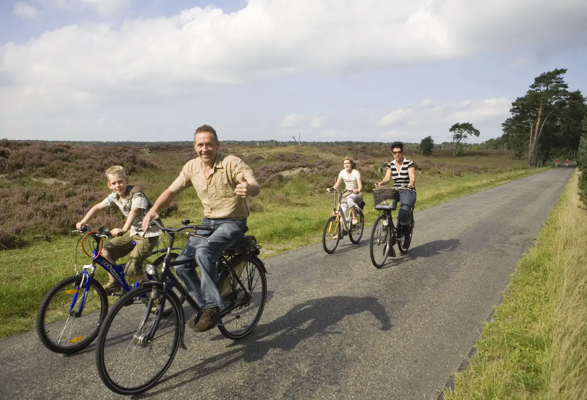 Family Cycling Tour Woensdrecht — Ossendrecht
