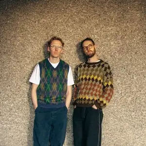 HONNE