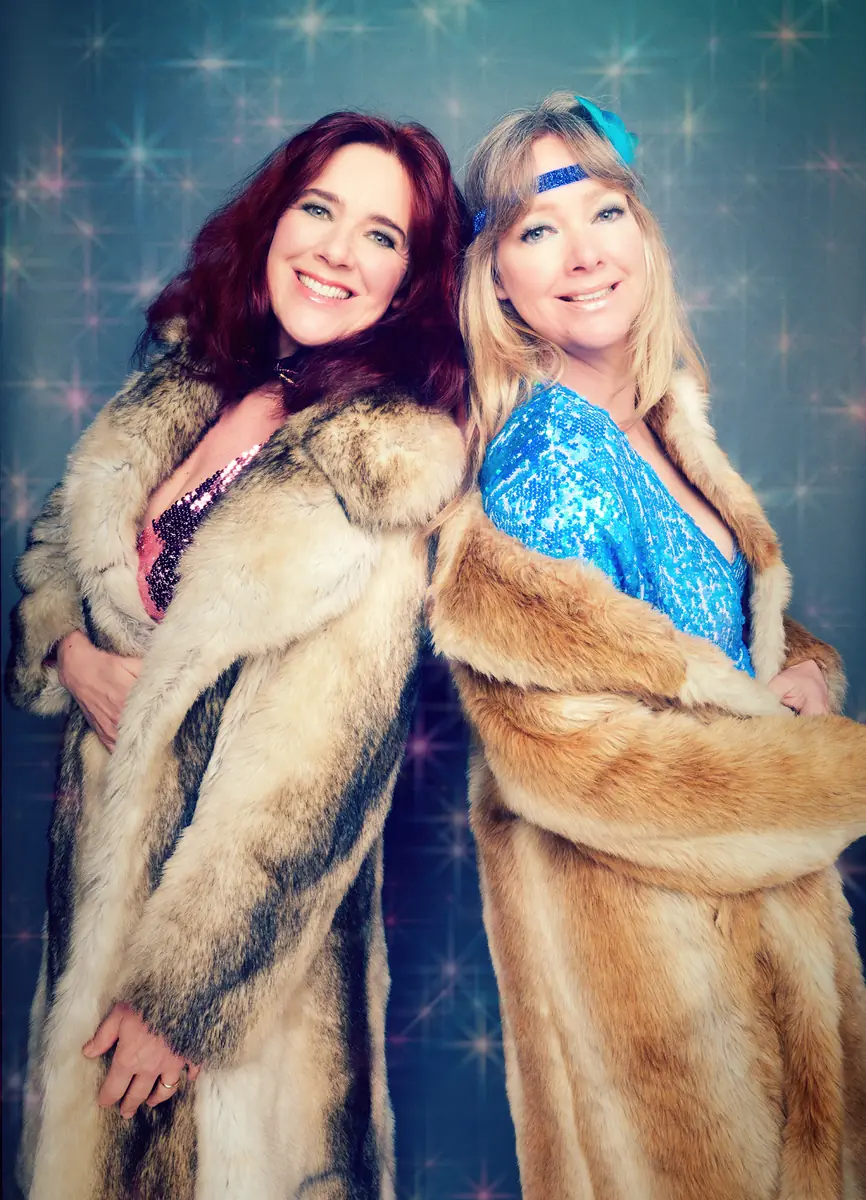 Dancing Queens (ABBA Tribute) - Beatrice and Vera van der Poel — De Plataan (Ogterop on Tour), Meppel