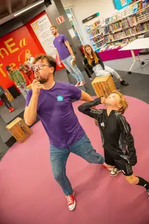 Kinderbuchwochen: Sjors & Ruud spielen Lampje