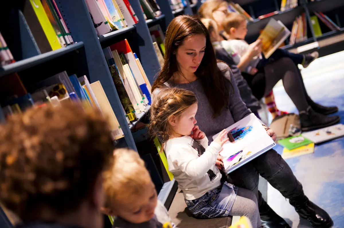 BoekStart Vorlesestunde in der Bibliotheek Colmschate — Bibliotheek Colmschate, Deventer