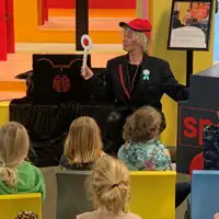 Vorlesestunde für Kleinkinder