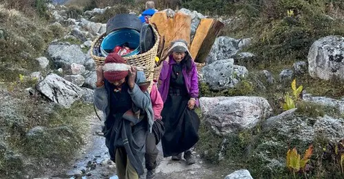 Ccoba: Bergsteigen im Himalaya von Eelco den Boer — Bibliotheek Ommen, Ommen