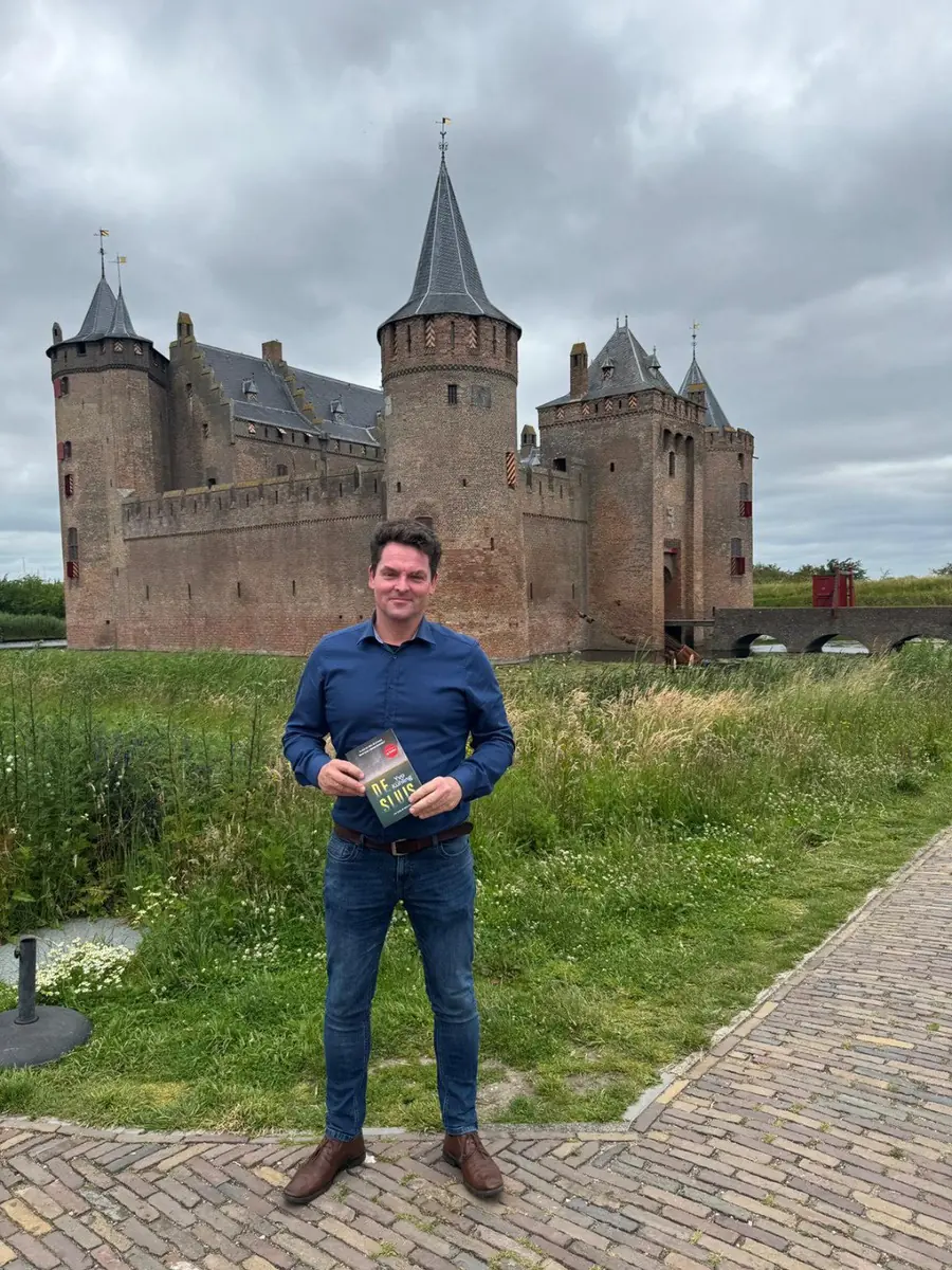 Duik in een spannend Goois moordmysterie met schrijver Yvo Kühling — Bibliotheek Muiden, Muiden