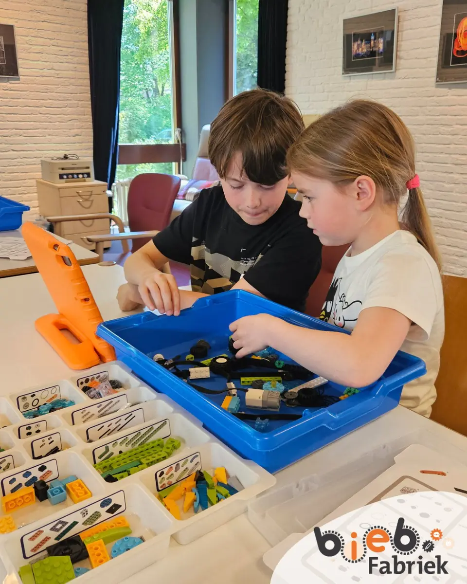 Baue und programmiere deinen eigenen LEGO-Roboter — de Bibliotheek Maarssendorp, Maarssen