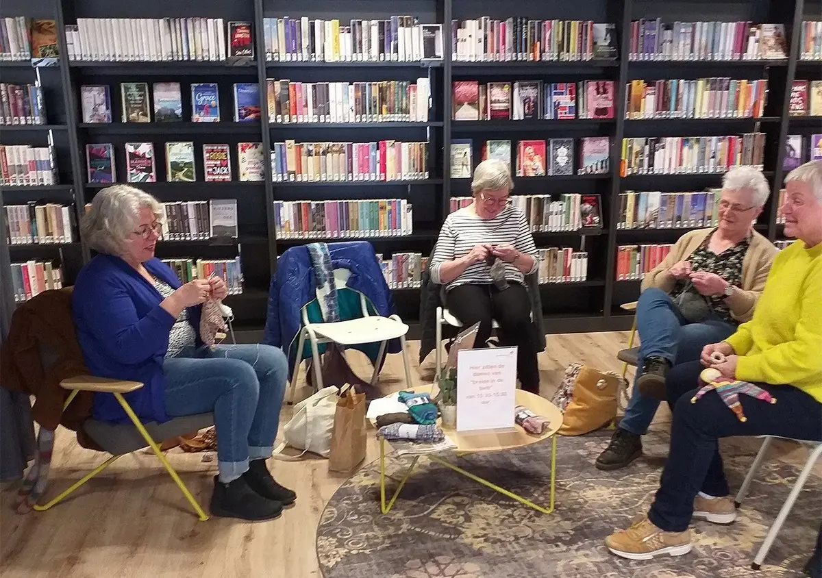 Kom breien in de Bibliotheek met breiclub Cajamarca — Bibliotheek Oldenzaal, Oldenzaal