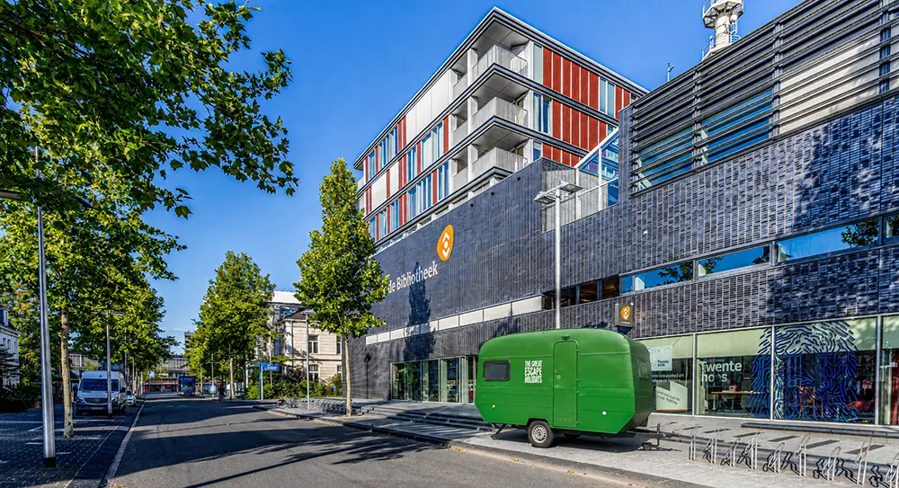 The Escape Caravan - Experience What Illiteracy Does to You — Bibliotheek Hengelo Stad, Hengelo