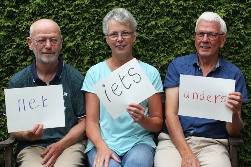 Poesie-Mittagessen mit dem Dichterkolektiv Net-iets-anders — Bibliotheek Hengelo Stad, Hengelo