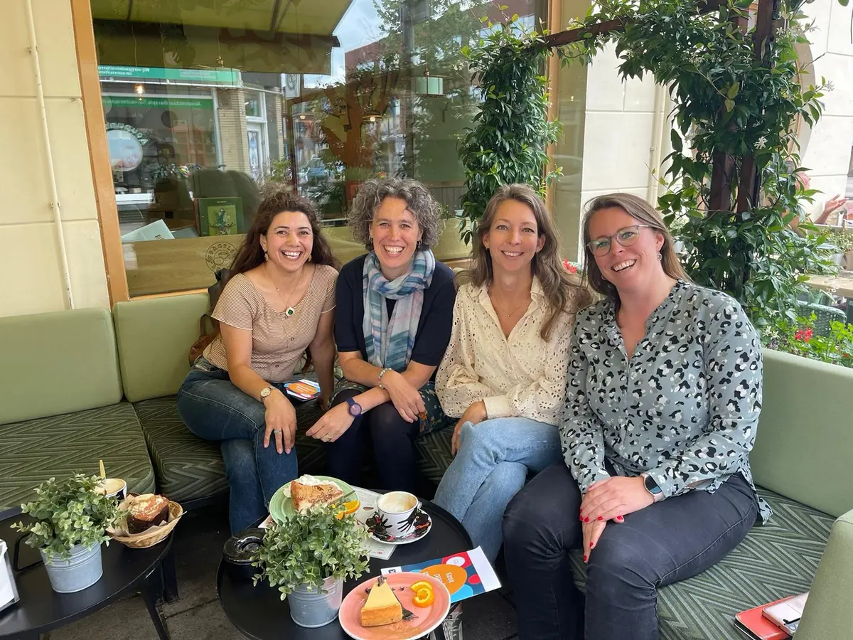 Mutter-/Vater-Café — Bibliotheek Zuilen, Utrecht