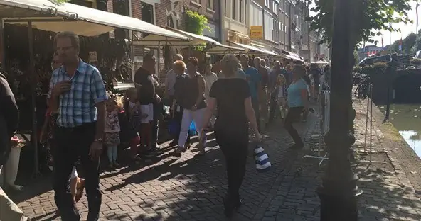 Braderie Schoonhoven — Bibliotheek Schoonhoven, Schoonhoven