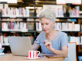 Windows, E-Mail und Internet: Praktischer Einstieg in deinen Laptop