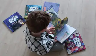 Vorlesen auf Litauisch / Litauisches Buchleseereignis für Kinder