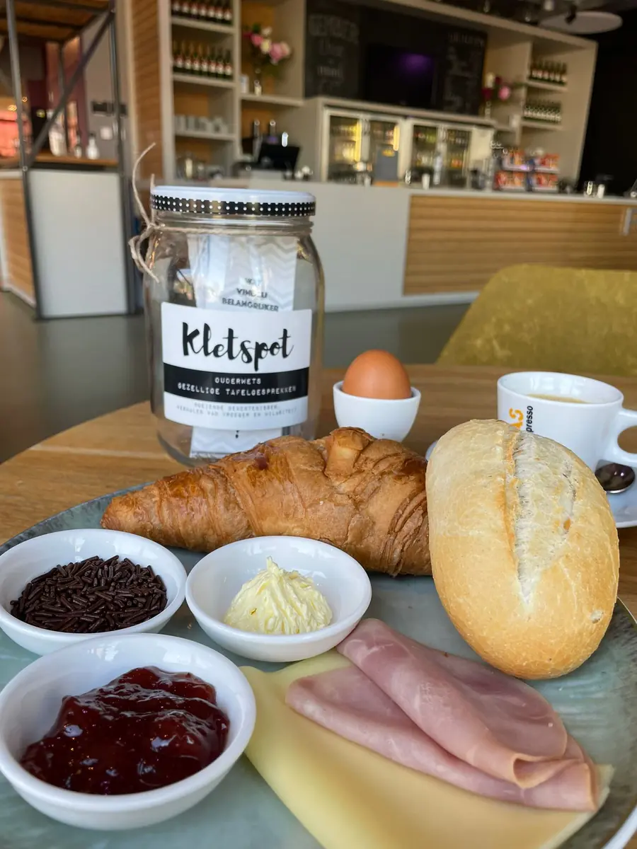 Der Frühstücksclub — Bibliotheek Hellevoetsluis, Cultuurhuis Nieuwe Veste, Hellevoetsluis