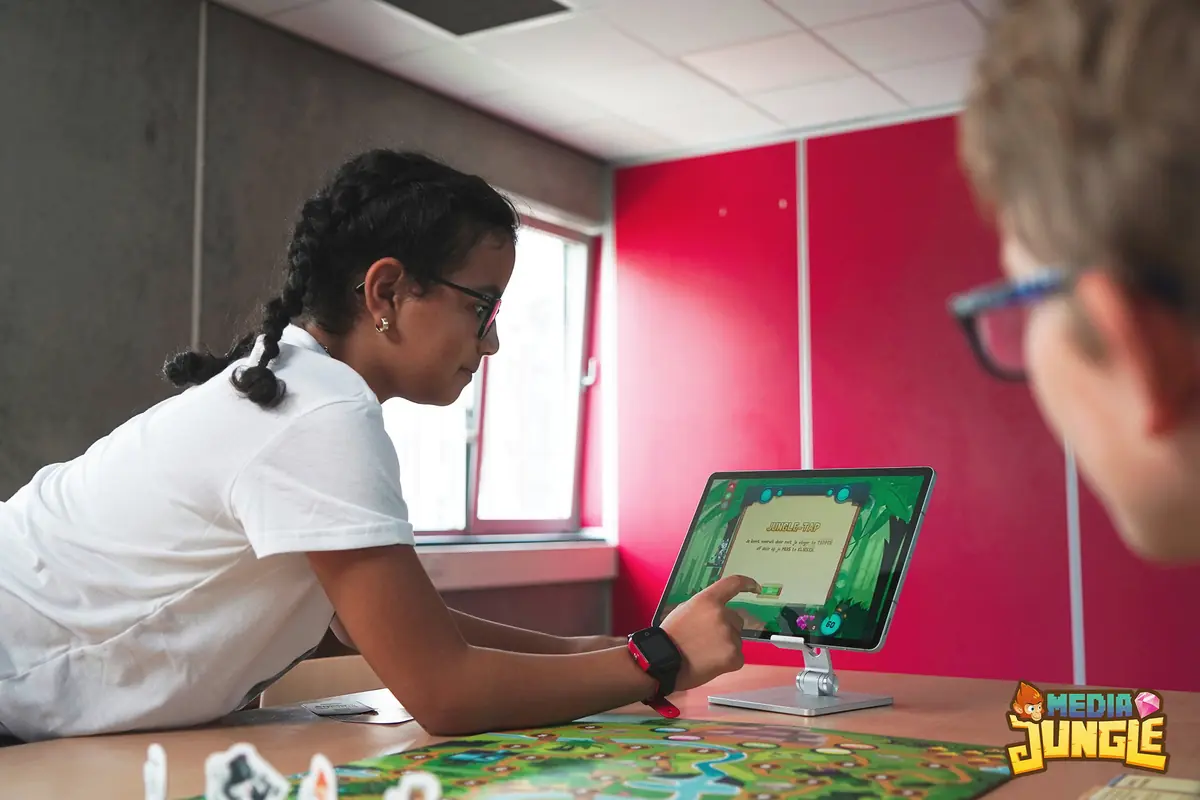 Digiwijs: Mediajungle — Bibliotheek Helmond, Helmond