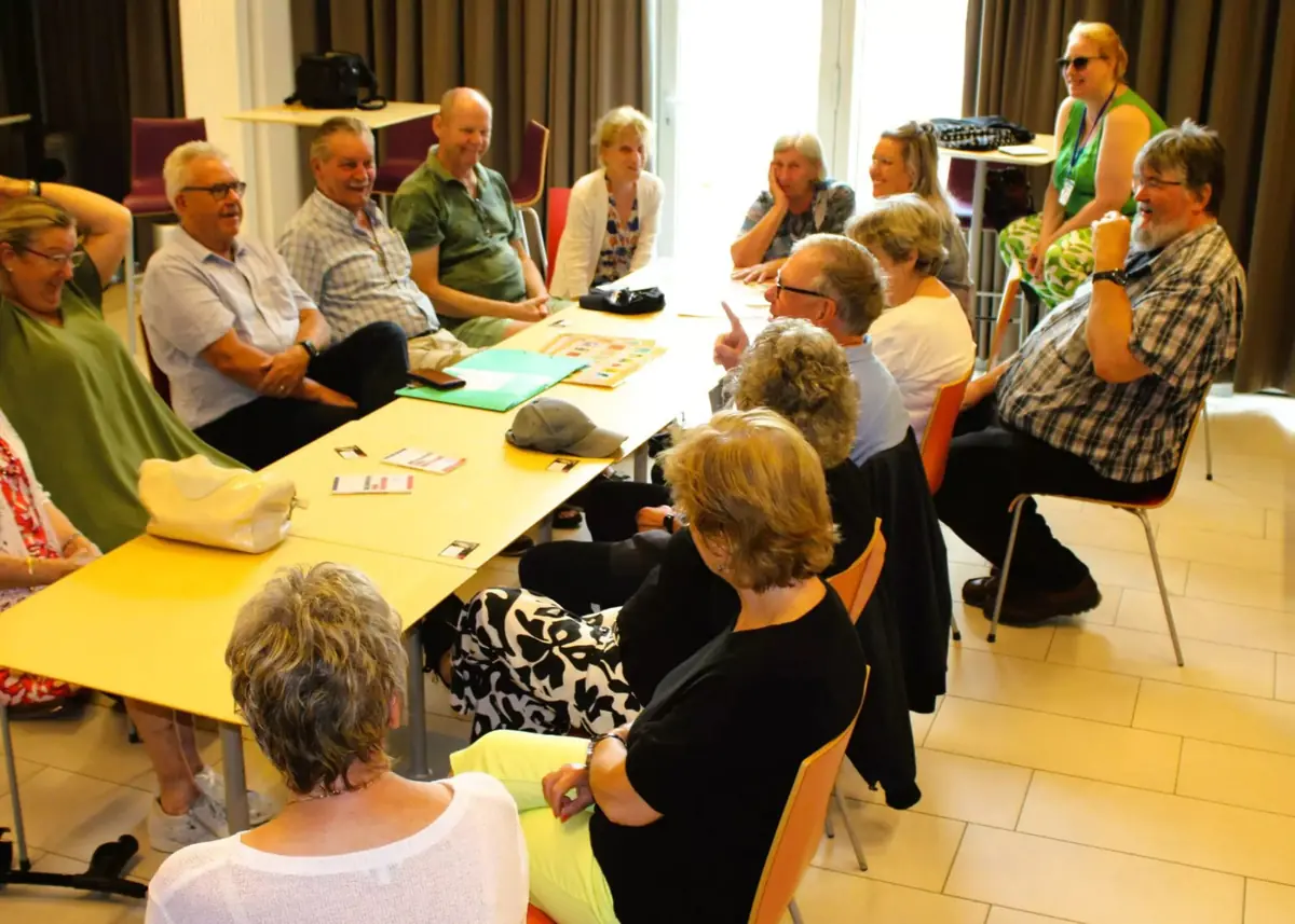 Hellemondse proattoffel — Bibliotheek Helmond, Helmond