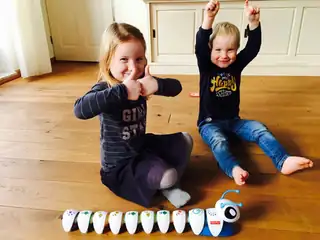 DigiDoe: Programming with Co the Caterpillar