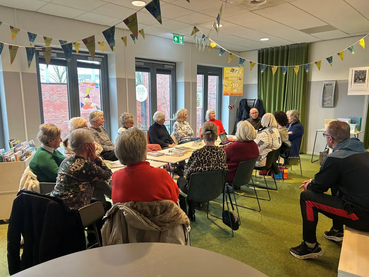Bibliobar Italiano — Bibliotheekvestiging Heeze, Heeze