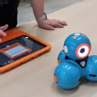 Sjors Creatief: Dash Next Level - Puzzelen met Blockly — Bibliotheek Bergeijk, Bergeijk