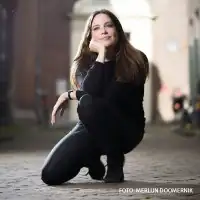Zwischen den Zeilen: Ellen Deckwitz feiert Poesie