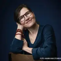 Between the Lines: Vacht! An Evening with Cobi van Baars