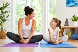 Health Podium - Eltern-Kind-Yoga